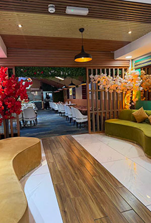 Raz Charcoal Grill interior 1